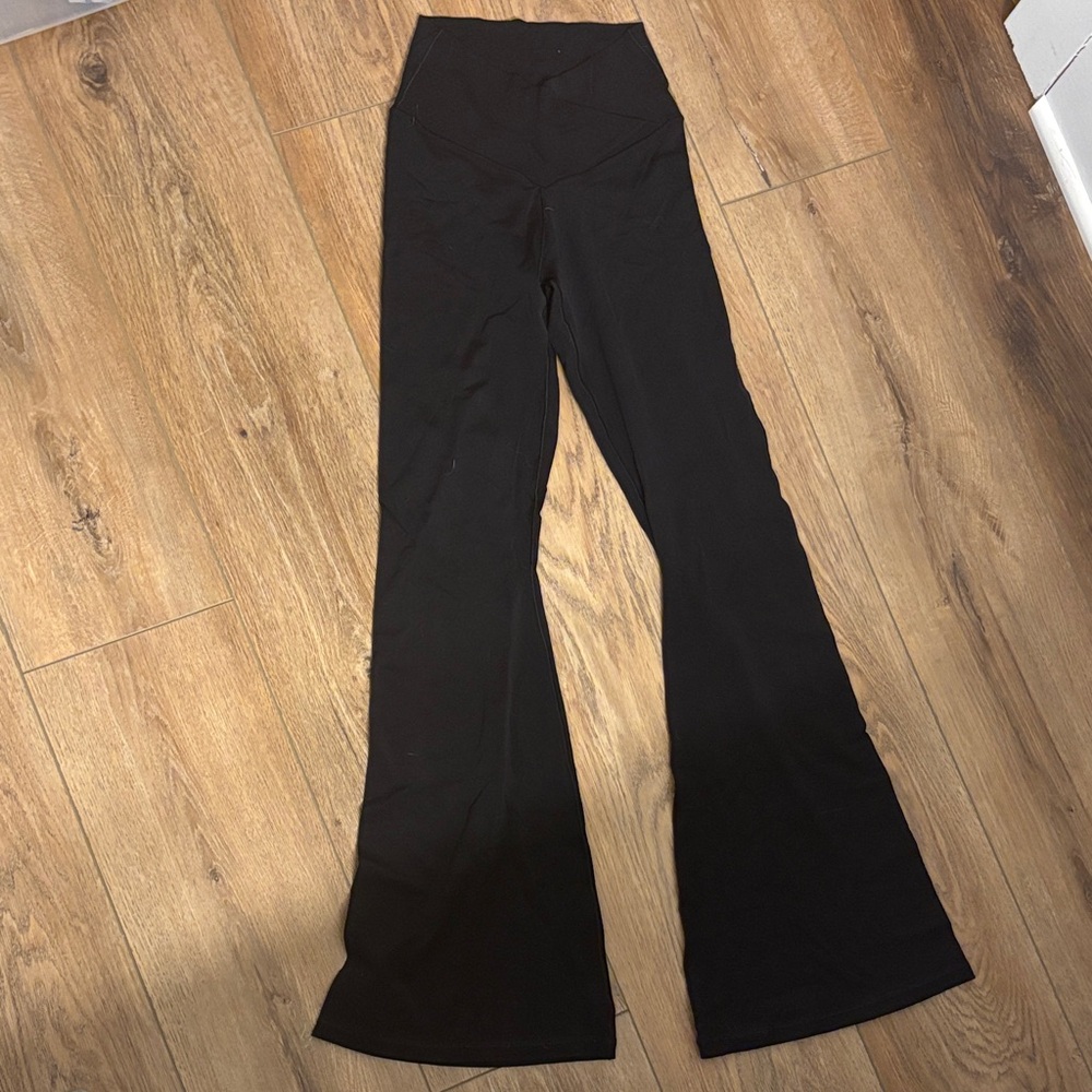 Offline by Aerie Black Hourglass Leggings